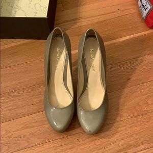 Enzo Angiolini gray heels